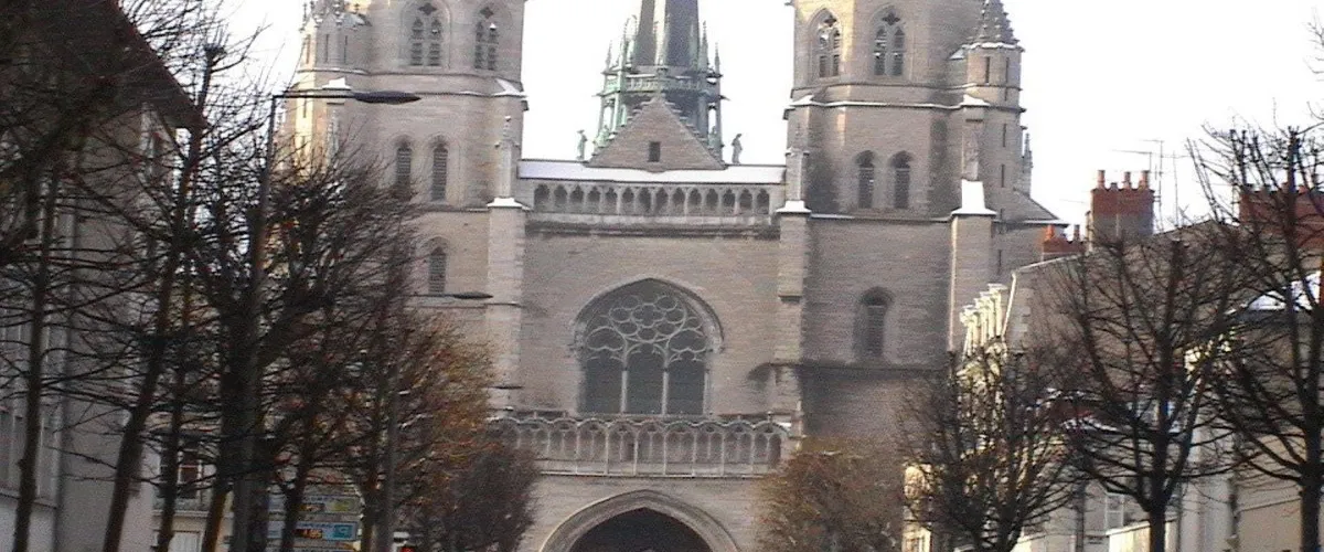Foto 2 Cathédrale Saint-Bénigne de Dijon