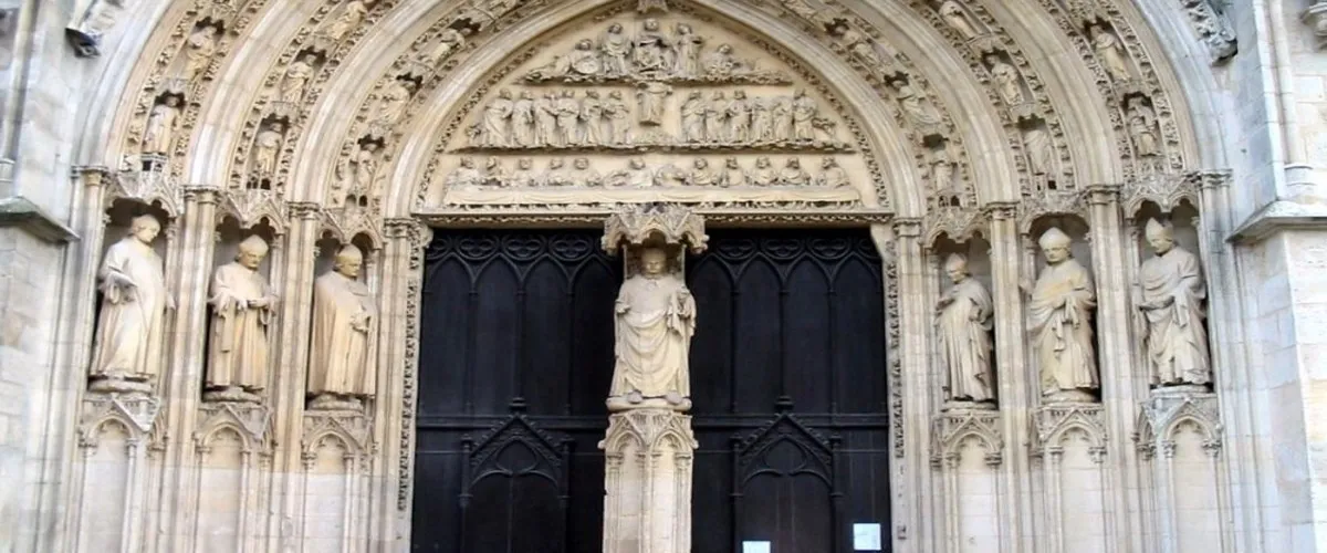 Foto 5 StAndre Cathedral