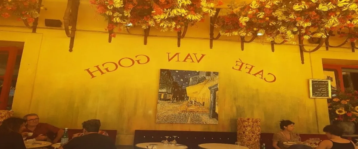 Foto 3 Van Gogh Cafe (Cafe La Nuit)