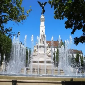 Foto de Monument Sadi Carnot Place de la République